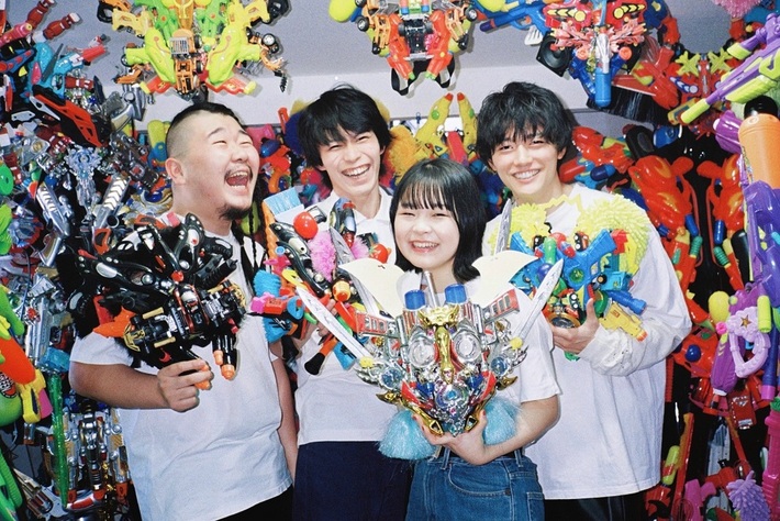 インナージャーニー、映画"雑魚どもよ、大志を抱け！"主題歌「少年」MV公開。新アートワークは気鋭のアーティスト 杉澤佑輔とのコラボレーション