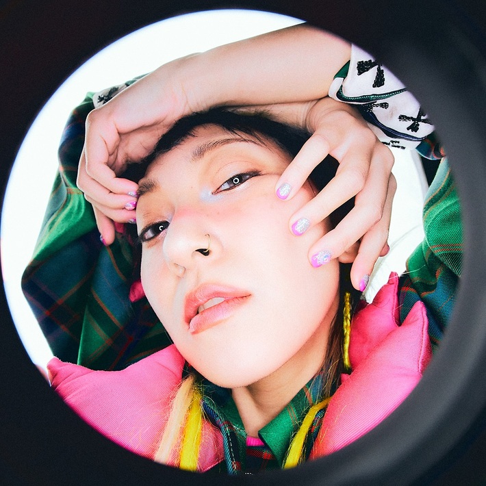 あっこゴリラ、新曲「MY NAME」本日4/19配信リリース。ライヴ予定も続々発表