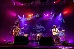 UNISON SQUARE GARDEN、最新ツアー[TOUR 2023 "Ninth Peel"]追加公演の東京ガーデンシアター公演収めたライヴ映像作品10/25リリース決定