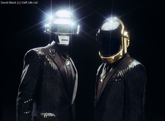 DAFT PUNK、アルバム『Random Access Memories (Drumless Edition)』11/17リリース決定。Chilly Gonzales参加「Within (Drumless Edition)」先行配信＆リリック・ビデオ公開