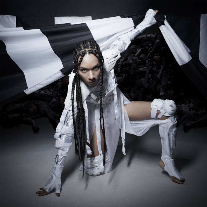 女王蜂、TVアニメ"アンデッドアンラック"OPテーマ「01」10/6 24時より先行配信決定。配信盤ジャケ写も公開