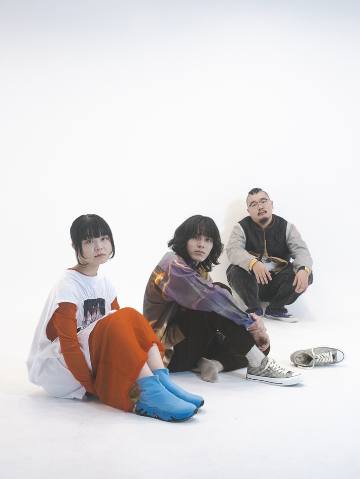 インナージャーニー、初の海外フェス出演決定。台湾の野外音楽フェス"ROVING NATION FESTIVAL"に出演。3人体制の新アー写公開