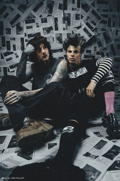YUNGBLUD、BRING ME THE HORIZONのフロントマン Oliver Sykesとの新曲「Happier」リリース