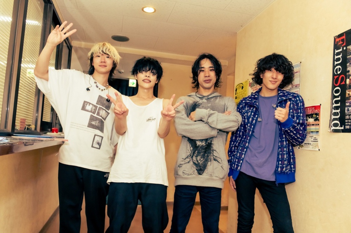 LINE_ALBUM_0926-thumb-