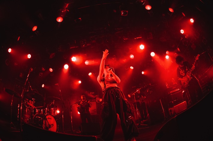 礼賛、来春ワンマン・ツアー"ピークタイム"開催決定