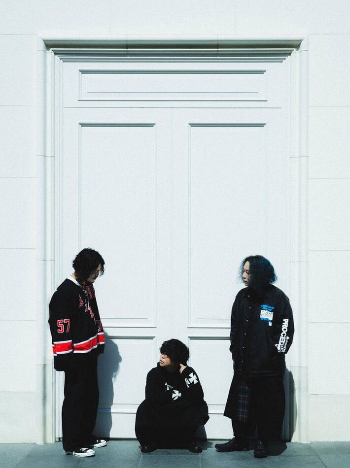 CIVILIAN、来年2月開催の結成16周年記念公演"CIVILIAN at Billboard Live 2024"詳細発表。アコースティック編成やゲスト・ピアニストを迎えてのスペシャル編成も披露