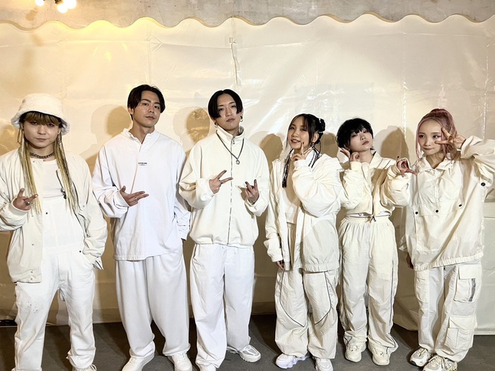 YOASOBI、新バンド・メンバーにCrossfaithのドラマー Tatsuya発表
