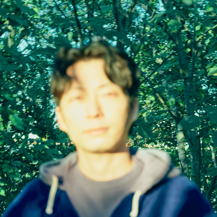 星野源、12/27リリースのニュー・シングル『光の跡／生命体』トレーラー映像公開