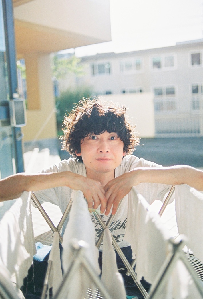 忘れらんねえよ、本日12/13リリースのニュー・アルバムより橋本絵莉子×忘れらんねえよ「CからはじまるABC」MV公開