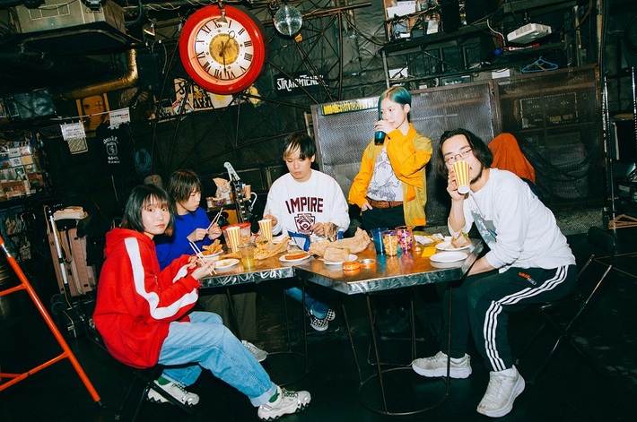 ネクライトーキー、ニュー・アルバム『TORCH』より先行配信曲「ちょうぐにゃぐにゃ」MVを明日1/24 22時プレミア公開決定