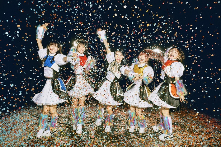 "豆柴の大群都内某所 a.k.a. MONSTERIDOL"、1stシングル「わんダーらんど」MV公開。ワンマン・ライヴ"MONSTER NiGHT"開催決定