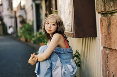 竹内アンナ、2年ぶりのフル・アルバム『DRAMAS』3/20リリース。ゲーム主題歌「BREAK MY CASE」やCMソング「Bye Bye, Hello」、「THANK ME」収録