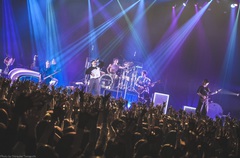 UVERworld、3/6リリースのニュー・シングル『Eye'ｓ Sentry』とBD＆DVD『KING'S PARADE 男祭り REBORN at Nissan Stadium』のアートワーク＆収録詳細発表