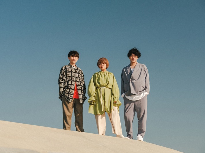 シナリオアート、結成15周年記念し7thミニ・アルバム『sensitive sketch』6/19リリース。収録曲「アカネイロフィフティーン」ライヴMVを本日2/25 20時公開。5⼤都市ツアーも開催