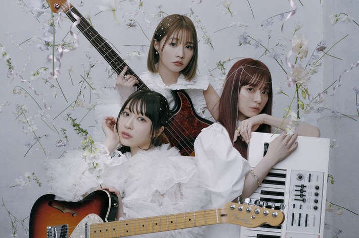 SILENT SIREN、ニュー・アルバム『YOUTHFUL』リリース記念特番を3/27 20時よりニコ生で放送。メンバー生出演