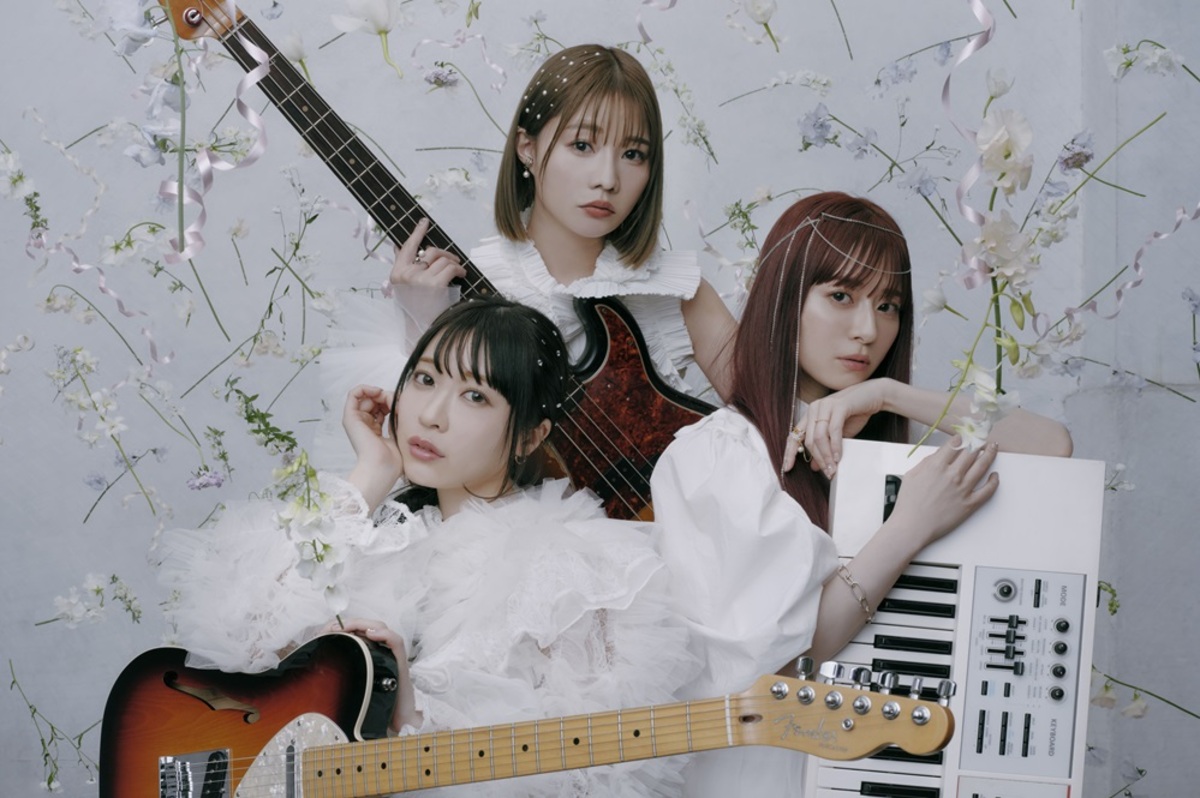 全国送料無料の通販 SILENT SIREN、山内あいな（Ba）がイラスト担当した「スロー 邦楽