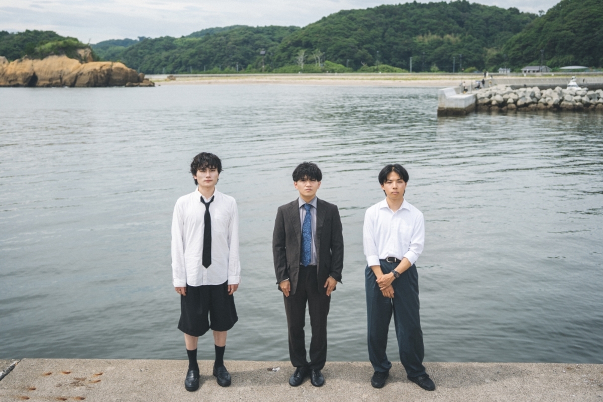 さんさんバンド 1stミニアルバム「海をまっている」 さんさんバンド 1stミニアルバム「海をまっている」 CD