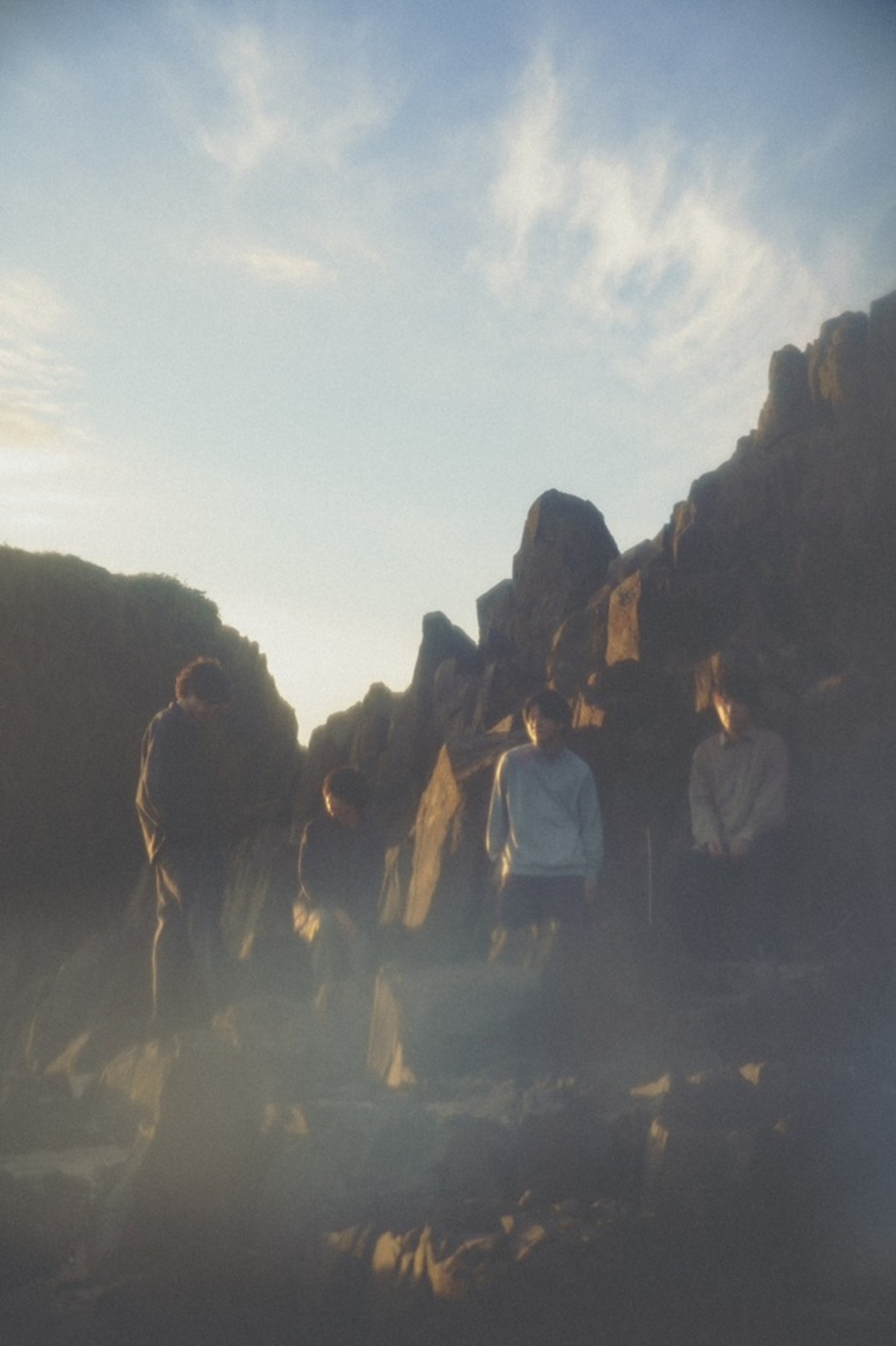 mol-74、冬の世界を表現したコンセプト・ライヴ