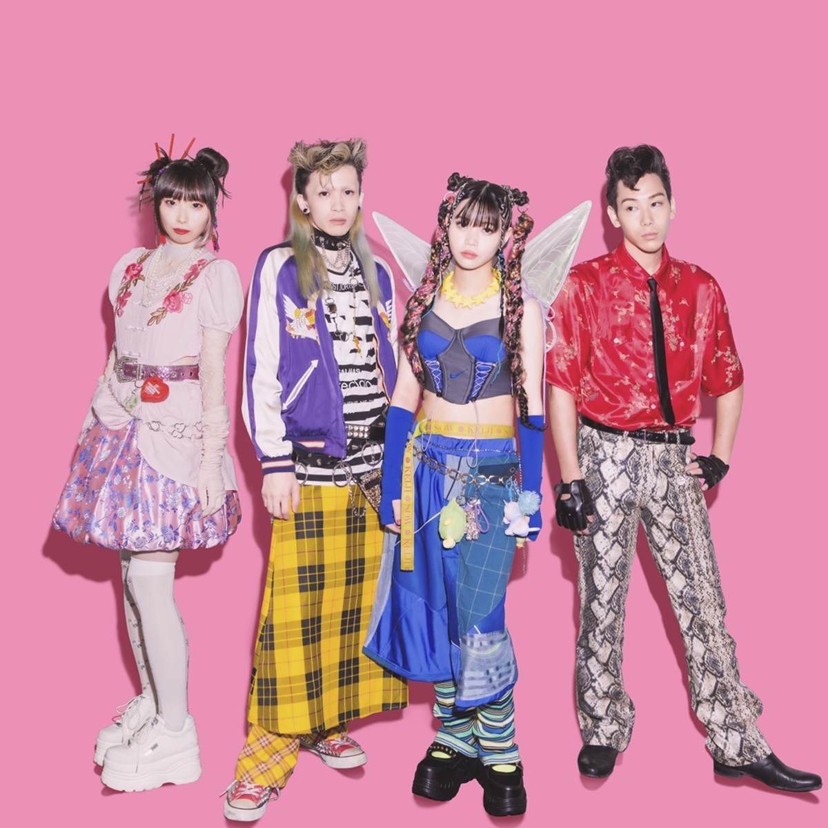 大阪発の男女混合4ピース・バンド 三四少女、1stアルバム『恋し