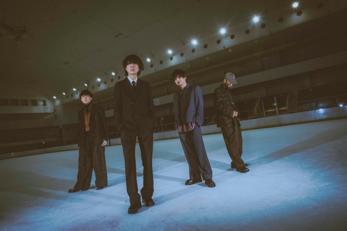 indigo la End、ニュー・アルバム『MOLTING AND DANCING』初回盤収録のライヴ映像上映会が1/31開催決定。メンバー登壇トークショーも実施