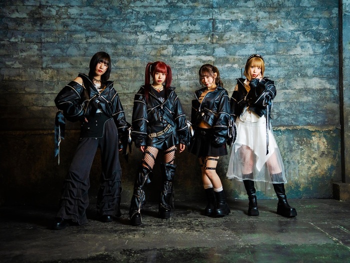 4人組ロック・アイドル・グループ O-VER-KiLL、ミニ・アルバム『O-VER-KiLL』よりリード曲「栄光の足音」MV公開