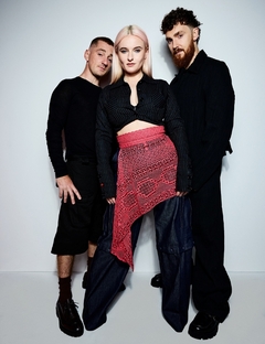 CLEAN BANDIT、世界的DJ Tiësto迎えたダンス・チューン「Tell Me Where U Go」リリース＆リリック・ビデオ公開
