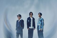 UNCHAIN、5/23配信リリースのオリジナル・アルバム『RayN』ジャケ写公開。新アー写も。リード曲「hikari」5/16先行配信決定