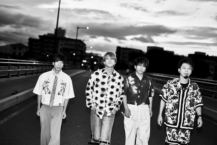 LOCAL CONNECT、6/4リリースの結成10周年ベスト・アルバム『Youth』詳細発表。新曲「紫苑」初収録