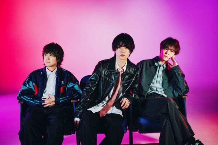 マルシィ、映画"青春ゲシュタルト崩壊"書き下ろし主題歌の新曲「青空」6/11配信。W主演の1人 渡邉美穂が写るジャケット写真公開