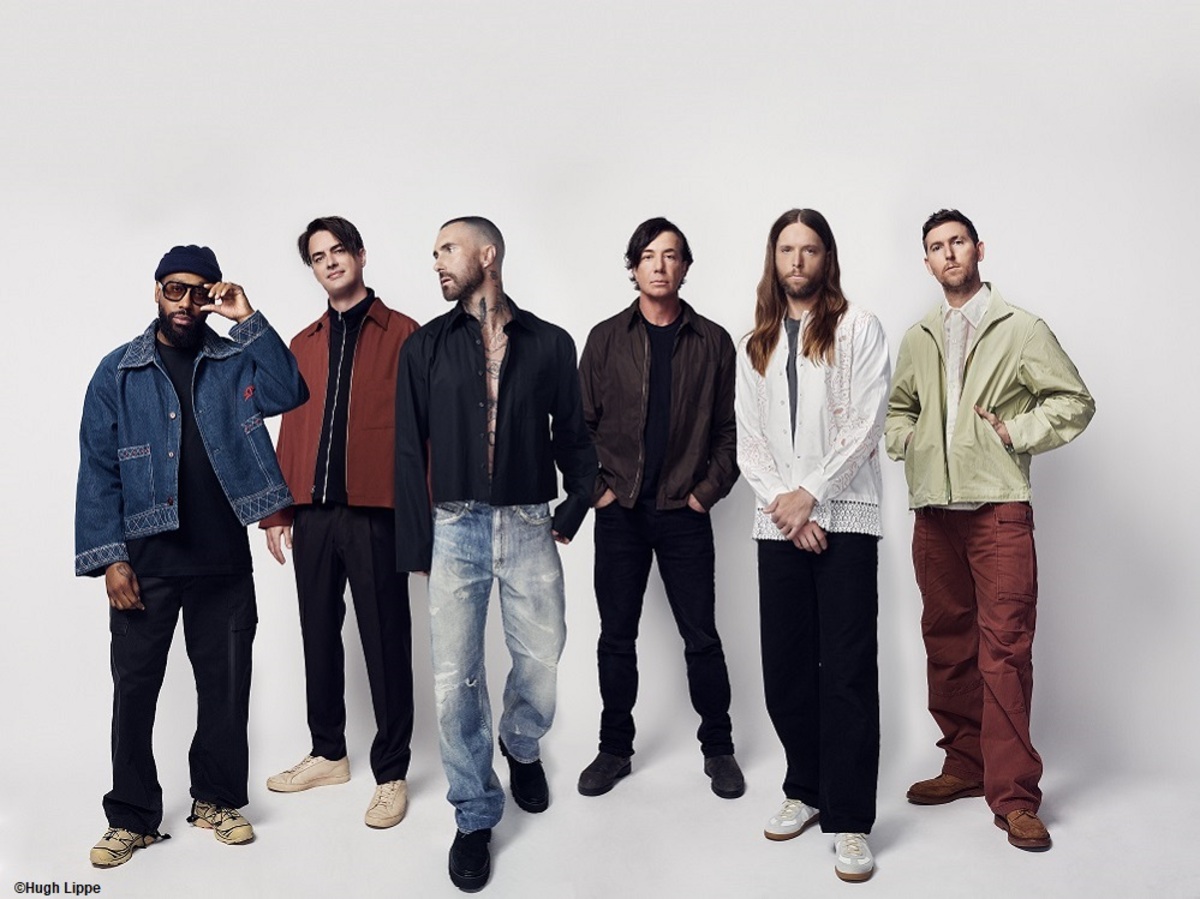 Maroon5-thumb-1200xauto-228253.jpg