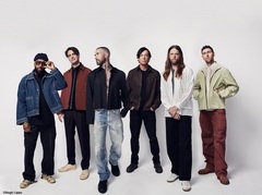 MAROON 5、ゲストにLISA（BLACKPINK）迎えた2年ぶりのニュー・シングル「Priceless」リリース＆MV公開。K-POPアーティストと初コラボ