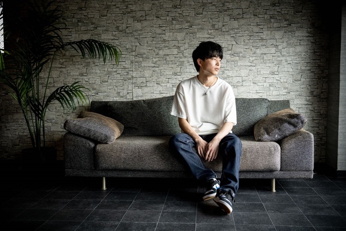 Motoki、3ヶ月連続リリース企画第1弾「アイラブユー」本日5/14配信リリース。自身が手掛けた切ないラヴ・ストーリー仕立てのMV公開。新アー写も