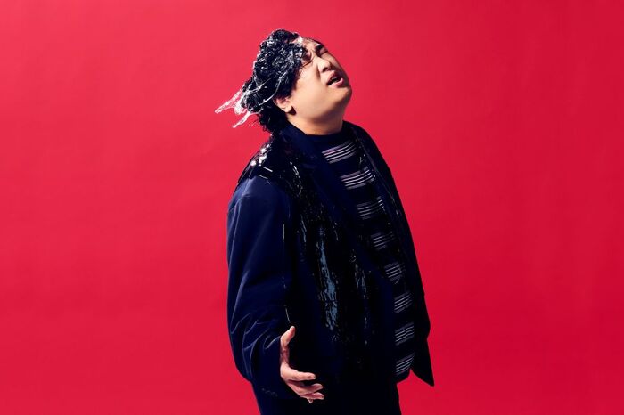 岡崎体育、豪華映像ボックス『REBOUND ERA』収録内容＆ジャケ写公開。本日5/19 21時より「Gung Tang Summer Bong Winter」ライヴMVも