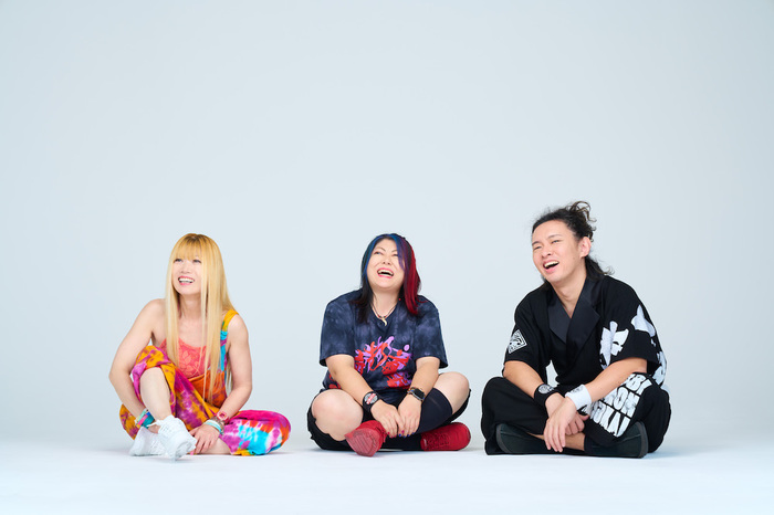 打首獄門同好会、新日本プロレスとタッグ組んだ新曲「WAZA」が"セキチュー Presents BEST OF THE SUPER Jr.32"公式テーマ・ソングに決定