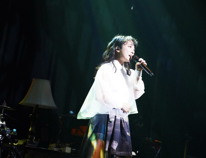上白石萌音、過去最多会場で開催した全国ツアー["yattokosa" Tour 2024-25《kibi》]東京公演の模様収めた映像作品7/16リリース決定