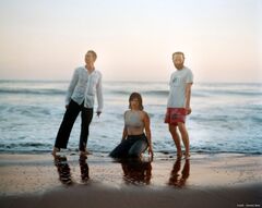 BIG THIEF、ニュー・アルバム『Double Infinity』9/5リリース決定。収録曲「Incomprehensible」配信＆リリック・ビデオ公開