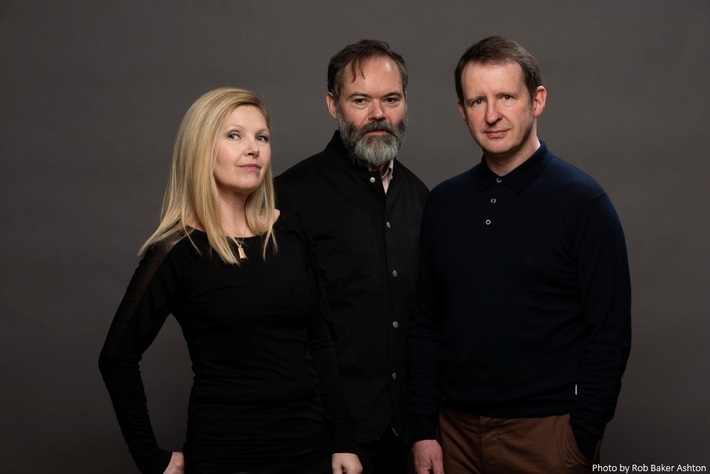 SAINT ETIENNE、ラスト・アルバム『International』9/5リリース。Tom Rowlands（THE CHEMICAL BROTHERS）、Jez Williams（DOVES）参加の新曲「Glad」公開