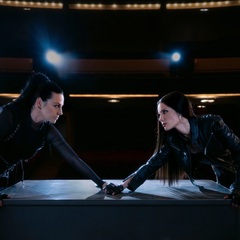 Halsey × Amy Lee（EVANESCENCE）によるコラボ曲「Hand That Feeds」MV公開