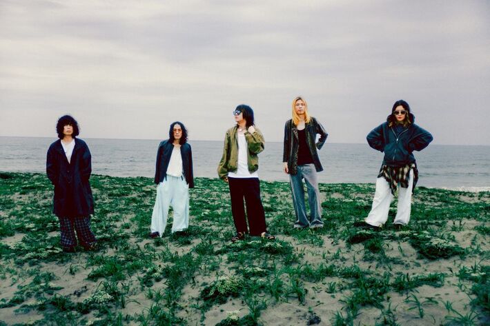 the dadadadys、1stアルバム『＋天竺』ジャケット＆新メイン・ヴジュアル公開。ワンマン・ツアー開催決定