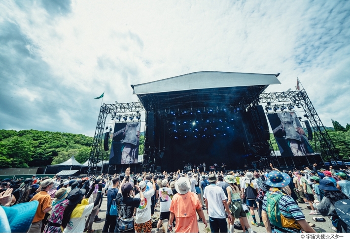 "FUJI ROCK FESTIVAL'24"の模様TV放送決定。山口 隆＆近藤洋一（サンボマスター）出演のスペシャル・プログラムYouTubeにて公開