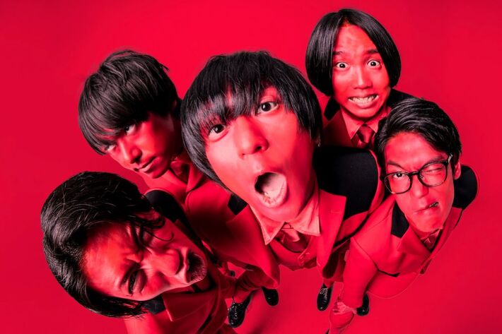 ビレッジマンズストア、re:Recベスト『遊撃』より「PINK(20th ver.)」MV公開。40組超の豪華ゲストと結成20周年盛り上げるメモリアルな映像に