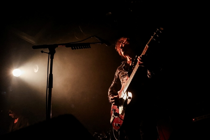 浅井健一、来年5月よりツアー"GREAT SELECTION CIRCUS 2026"開催発表。今秋約3年ぶりとなる個展の開催も決定