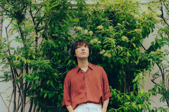 Helsinki Lambda Clubのフロントマン 橋本 薫がソロ・デビュー。心の風景を音に綴った初EP『日記』9/24リリース決定。EPに先駆け配信シングル「茗荷谷」8/6リリース