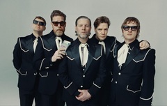 "フジロック"で来日するTHE HIVES、8月発売のニュー・アルバム『The Hives Forever Forever The Hives』より3rdシングル「Legalize Living」リリース＆MV公開