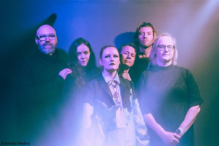 MUM、12年ぶりのニュー・アルバム『History Of Silence』より新曲「Only Songbirds Have A Sweet Tooth」公開