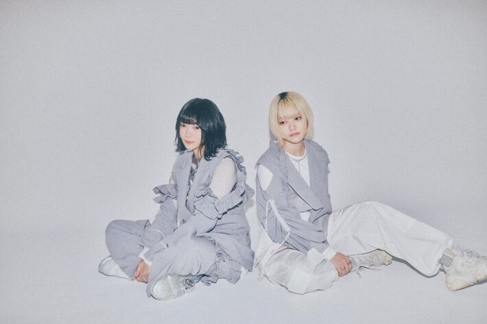 なきごと、本日7/9"なく"の日にメジャー1st EP『マジックアワー』リリース。21時よりドラマ"彩香ちゃんは弘子先輩に恋してる 2nd Stage"ED主題歌「短夜」MV公開