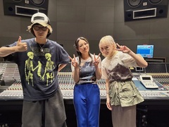 安本彩花（私立恵比寿中学）楽曲提供。柏木ひなた、デジタル・シングル『大好きで大嫌い / しゃるうぃーだんす』8/27リリース。サウンド・プロデューサーにMega Shinnosuke参加