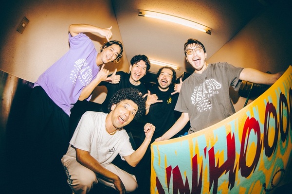 bradio_live3.jpg