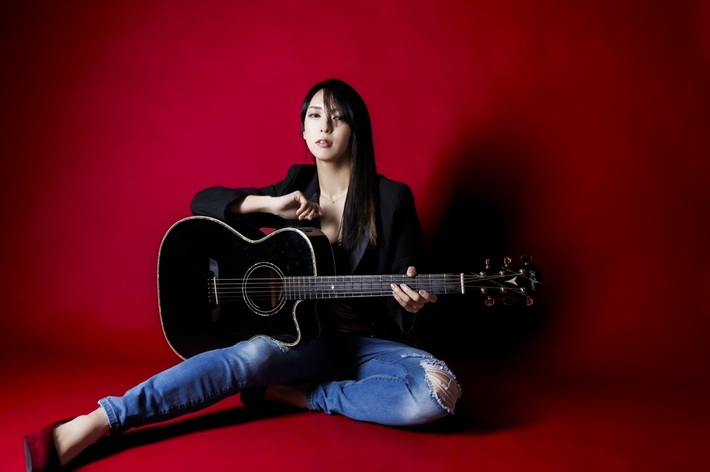 間々田 優、9/10リリースの5年ぶりアルバム表題曲「タイポグリセミア」トリプル・タイアップ決定。アルバム・トレーラーも公開