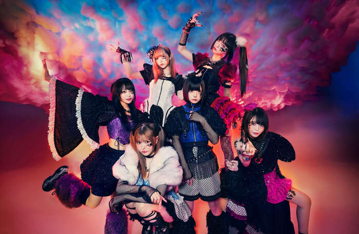 ZOCX、東阪にて"六姫無双ツアー"開催決定。戦慄かなのソロ曲「moreきゅん奴隷」配信リリース＆MV公開